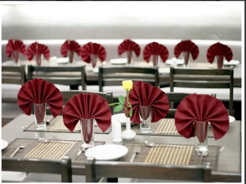 Clubhouse Hotel Raajpath Vadodara Bagian luar foto
